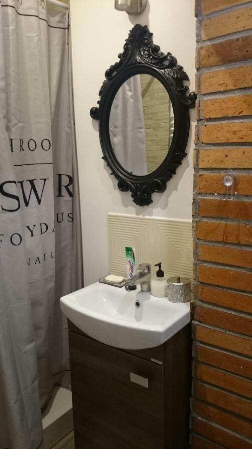 New Rooms 3Km To Centrum غدانسك المظهر الخارجي الصورة